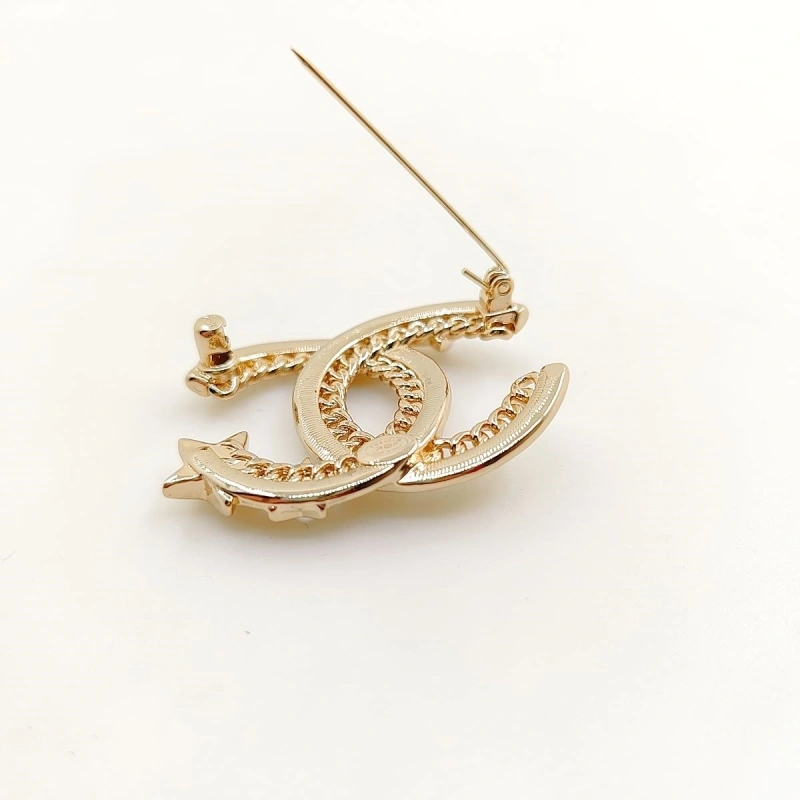 Modern Chxnxl Brooches 290664