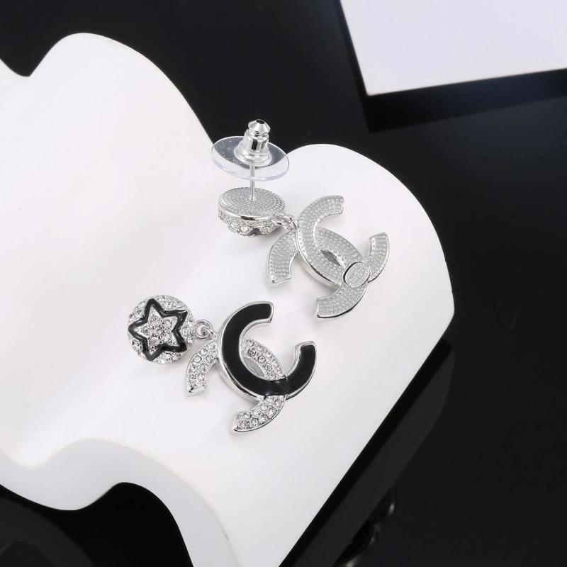 Functional Chxnxl Earrings 290374
