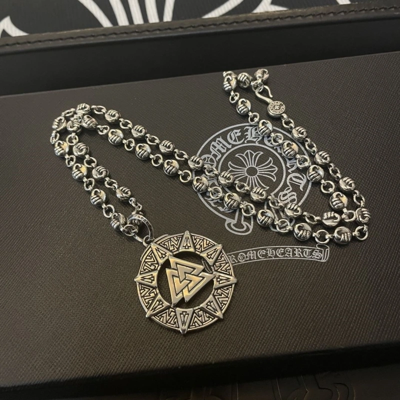 GoodFit Chrxmx Hxxrts Necklaces 298848