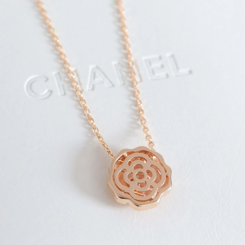 Breathable Chxnxl Necklaces 289735
