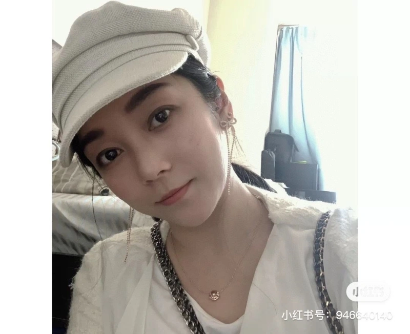 Breathable Chxnxl Necklaces 289735