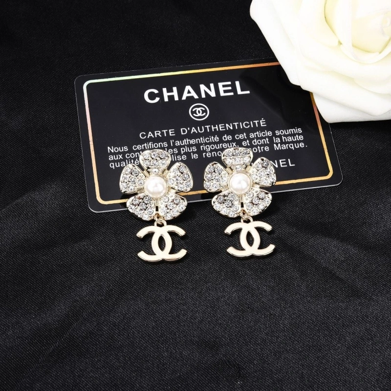 Breathable Chxnxl Earrings 290359