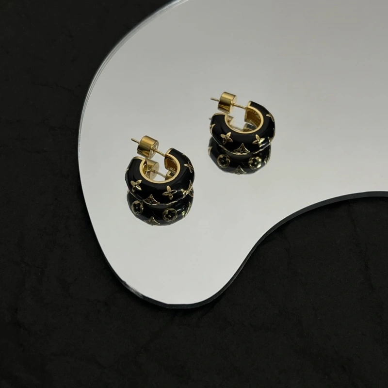 LX Earrings WellDesigned 310297