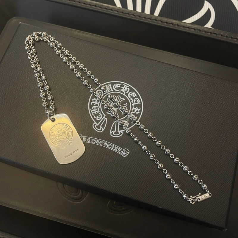 GoodFit Chrxmx Hxxrts Necklaces 298833