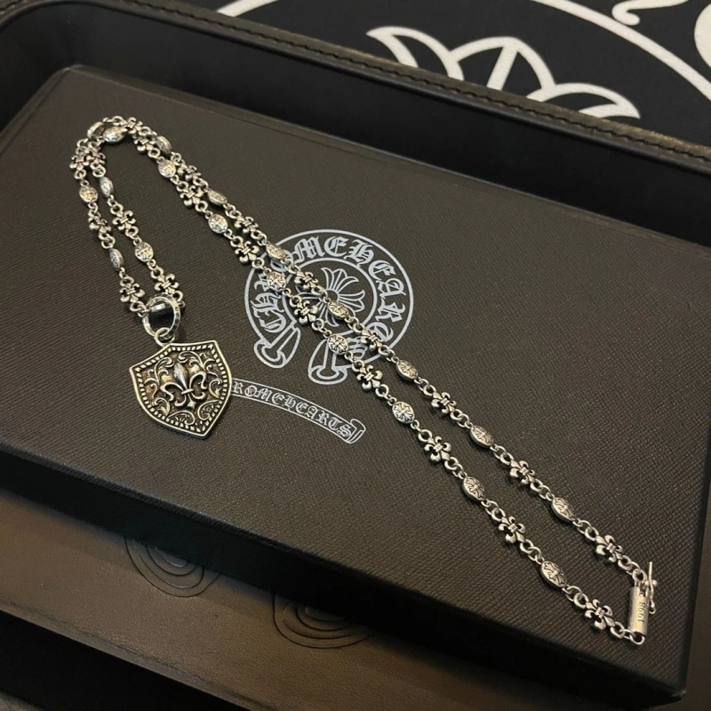 HighQuality Chrxmx Hxxrts Necklaces 298834