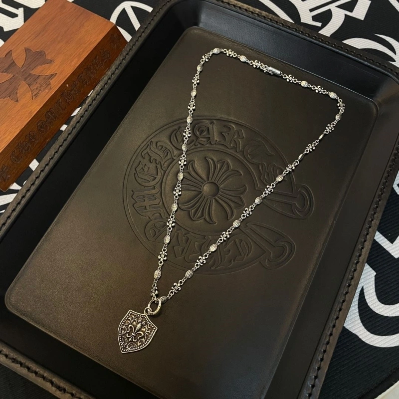 HighQuality Chrxmx Hxxrts Necklaces 298834