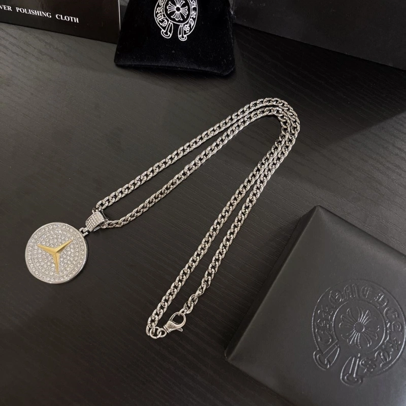 WellDesigned Chrxmx Hxxrts Necklaces 298832
