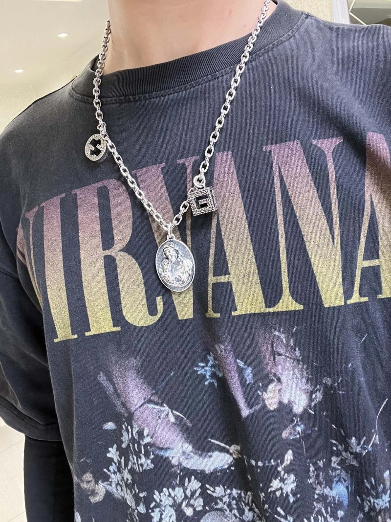 Compact Gxccx Necklaces 303895