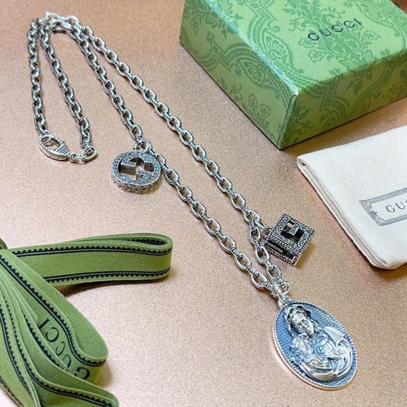 Compact Gxccx Necklaces 303895