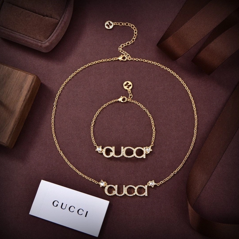 Comfortable Gxccx Necklaces 303879