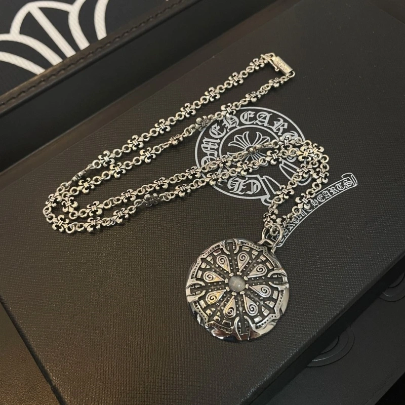 ModernLook Chrxmx Hxxrts Necklaces 298827