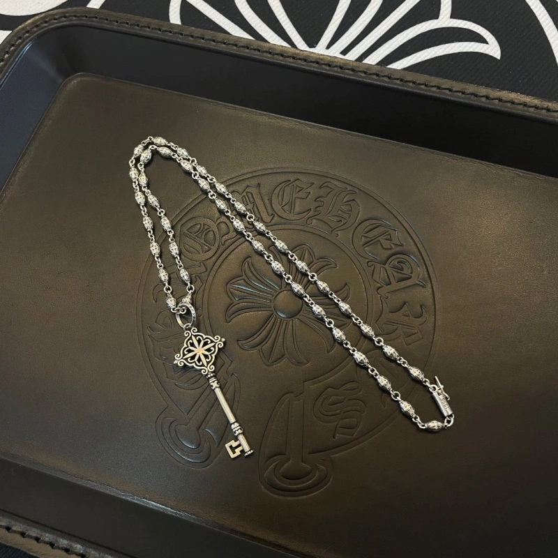 ModernLook Chrxmx Hxxrts Necklaces 298817