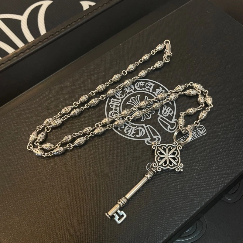 ModernLook Chrxmx Hxxrts Necklaces 298817