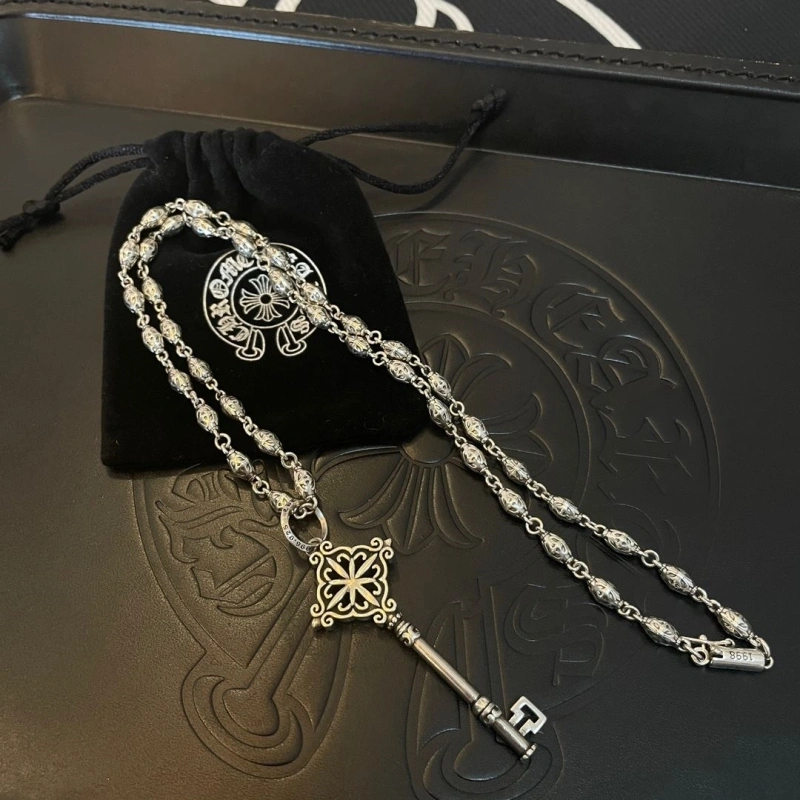 ModernLook Chrxmx Hxxrts Necklaces 298817