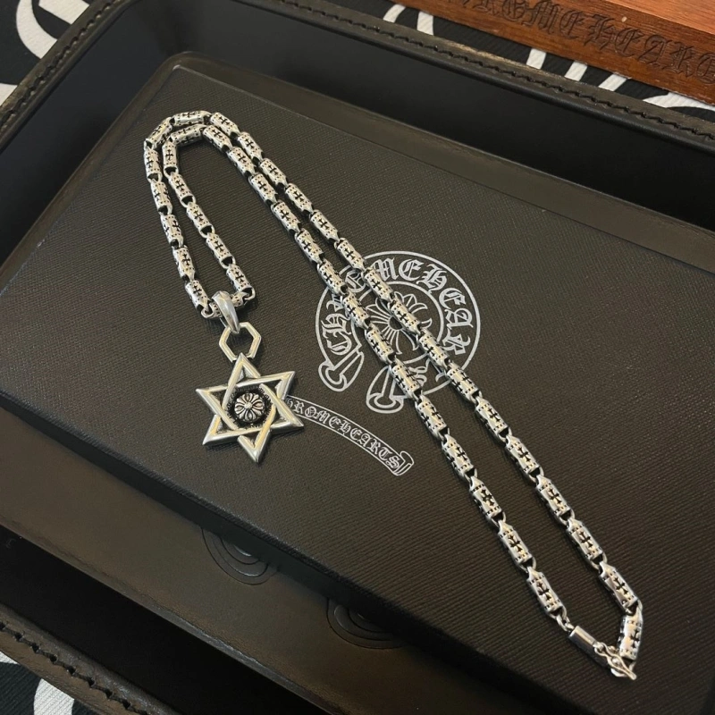 Flexible Chrxmx Hxxrts Necklaces 298822