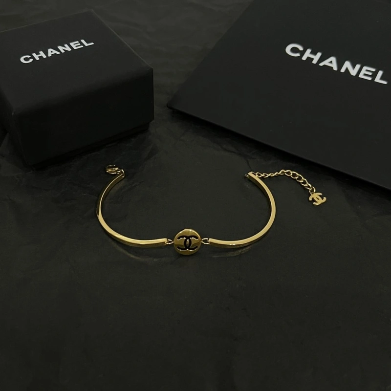 Lightweight Chxnxl Bracelets 290729