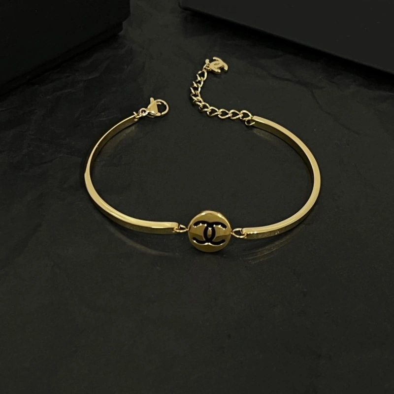 Lightweight Chxnxl Bracelets 290729