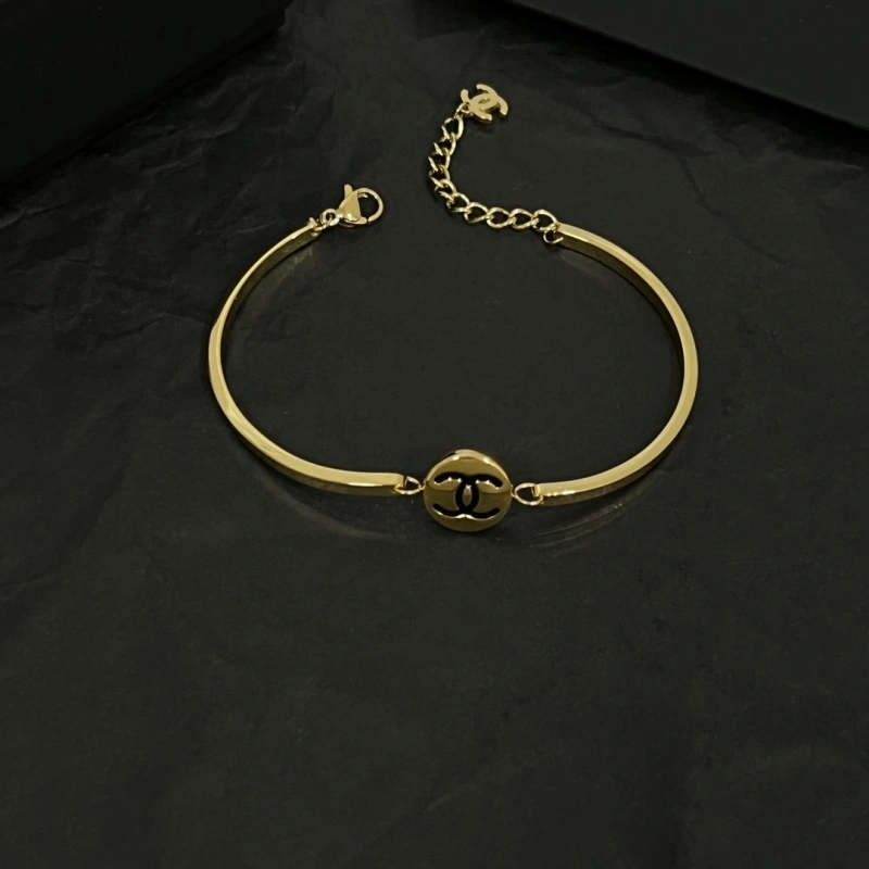 Lightweight Chxnxl Bracelets 290729