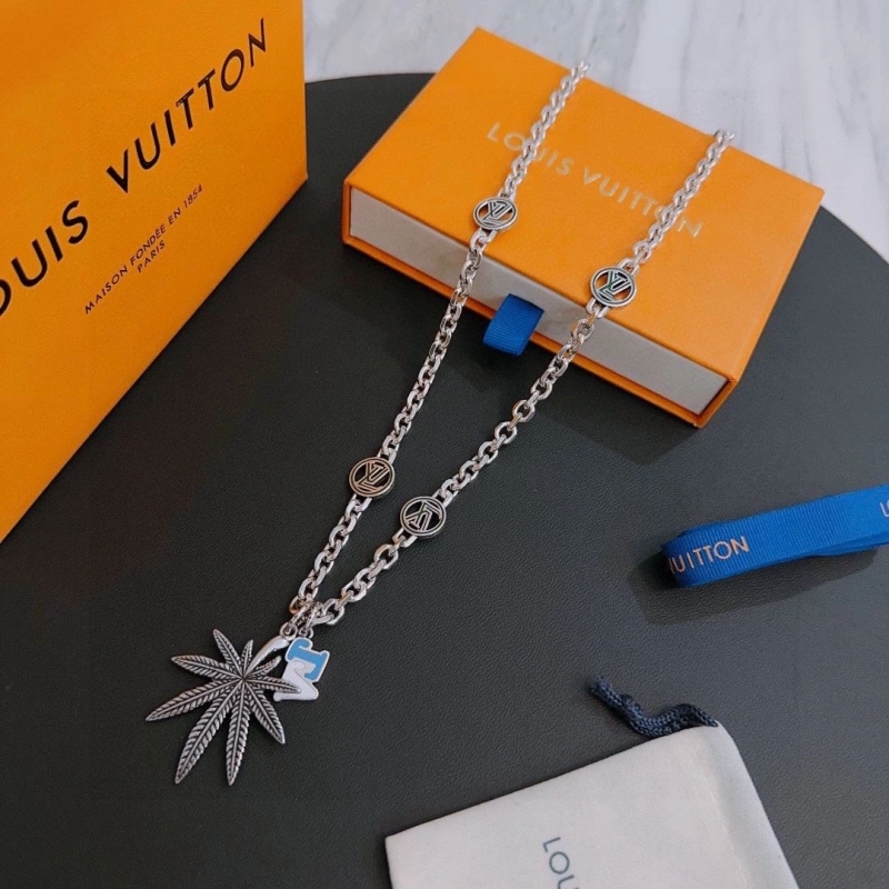LX Necklaces Stylish 310028