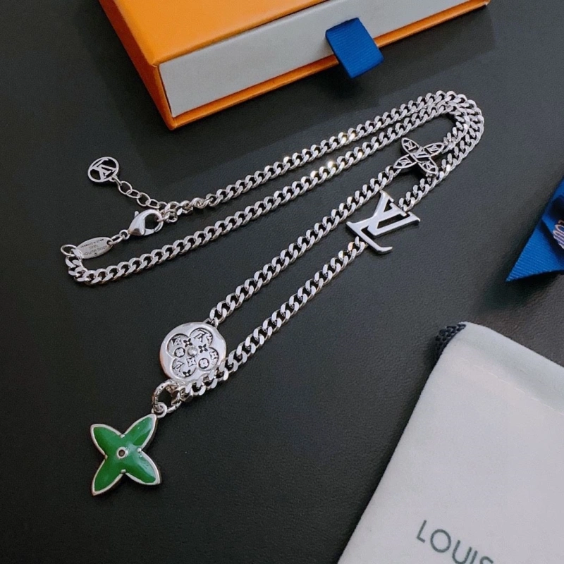 WellDesigned LX Necklaces 310019