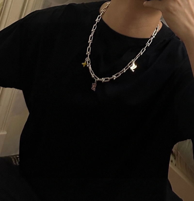 Trendsetting LX Necklaces 310002
