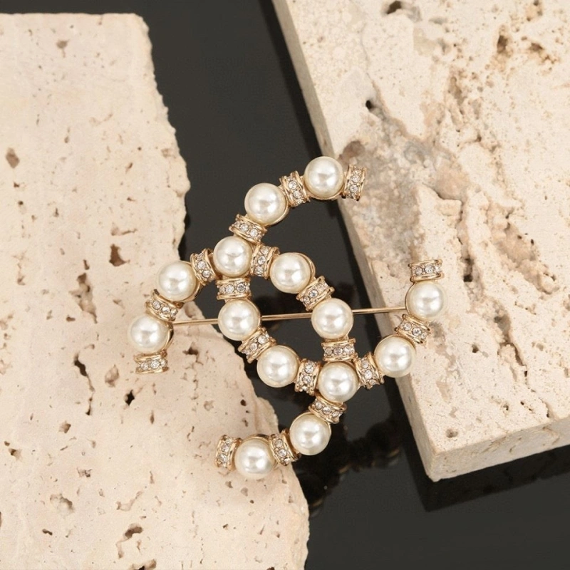 StreetReady Chxnxl Brooches 290650