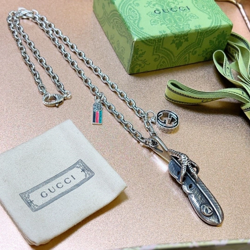 Cozy Gxccx Necklaces 303869
