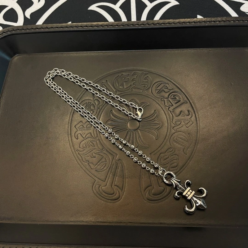 StreetReady Chrxmx Hxxrts Necklaces 298808