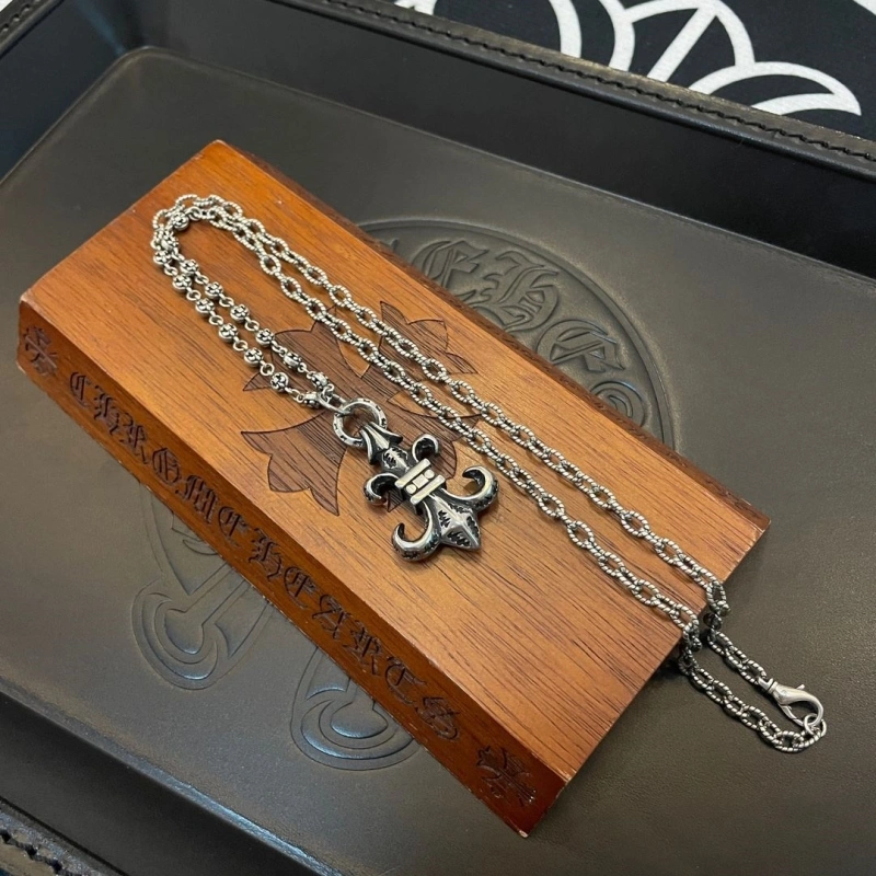 StreetReady Chrxmx Hxxrts Necklaces 298808