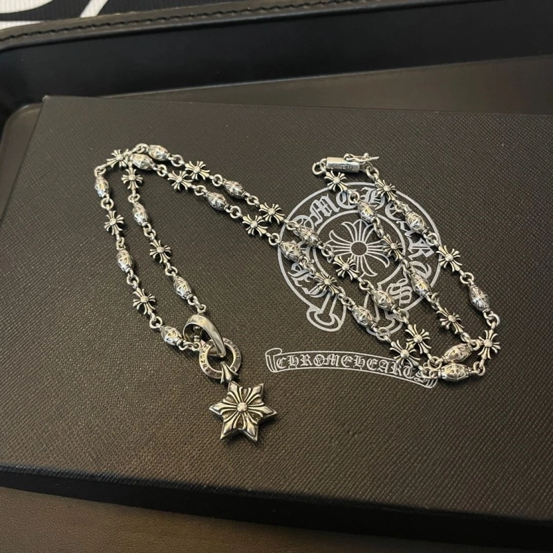 ModernLook Chrxmx Hxxrts Necklaces 298803
