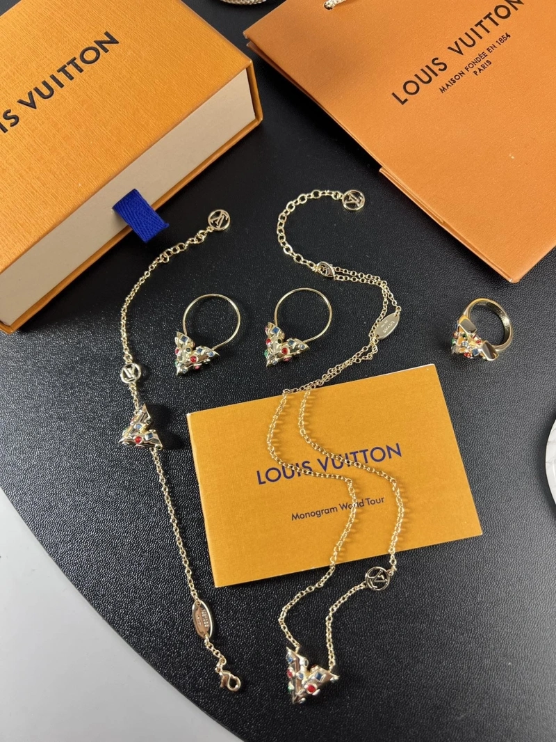 Elegant LX Necklaces 310003