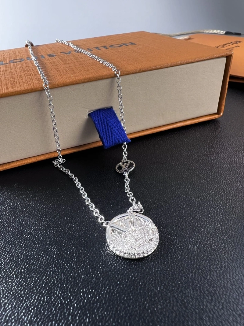 Stylish LX Necklaces 309999