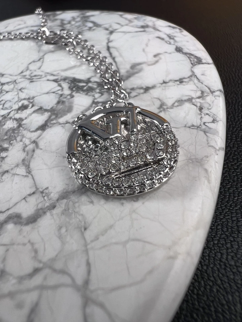 Stylish LX Necklaces 309999