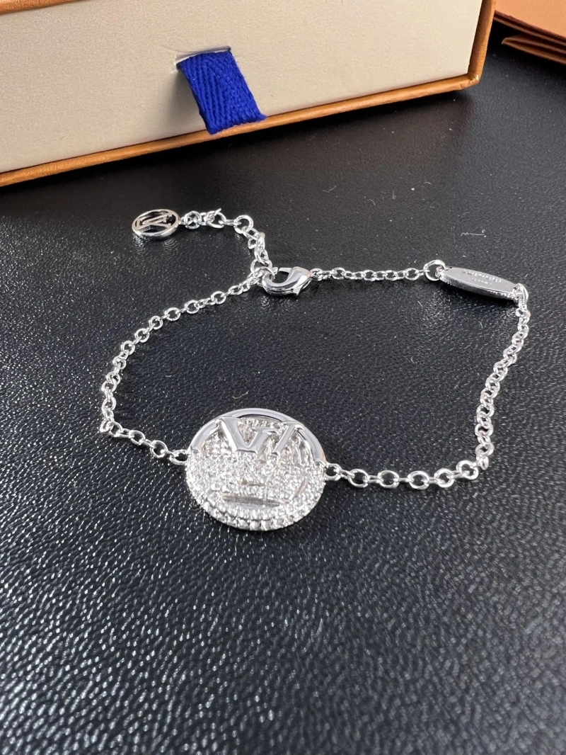Stylish LX Necklaces 309999