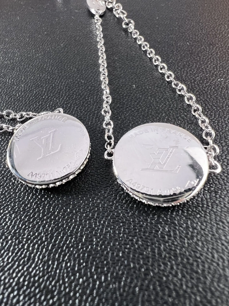 Stylish LX Necklaces 309999