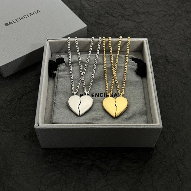 Stylish Bxlxnciaga Necklaces 282479