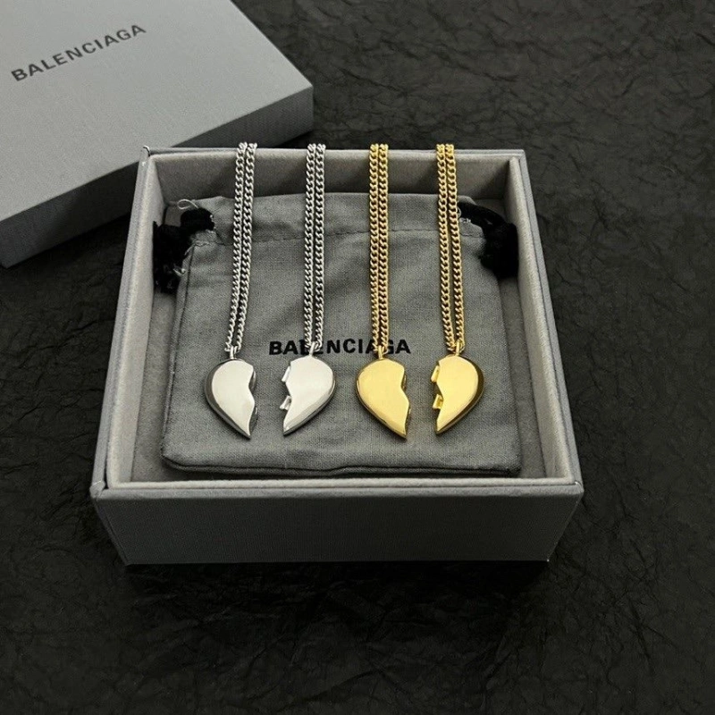 Stylish Bxlxnciaga Necklaces 282479