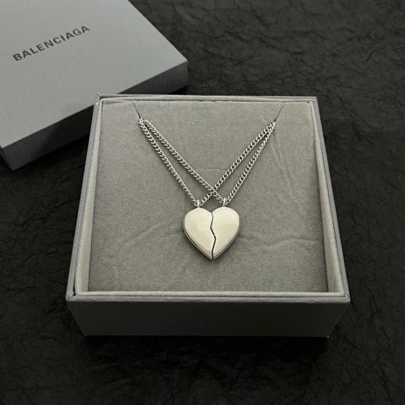 Stylish Bxlxnciaga Necklaces 282479