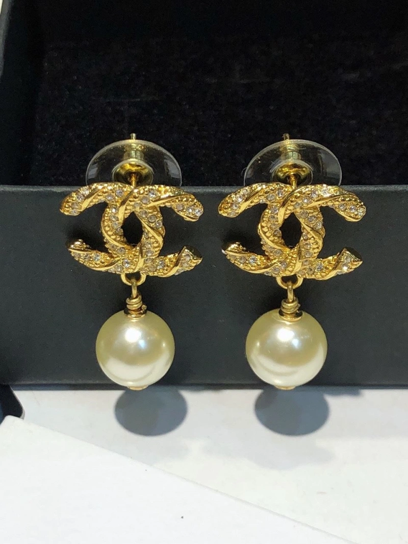 Functional Chxnxl Earrings 290316