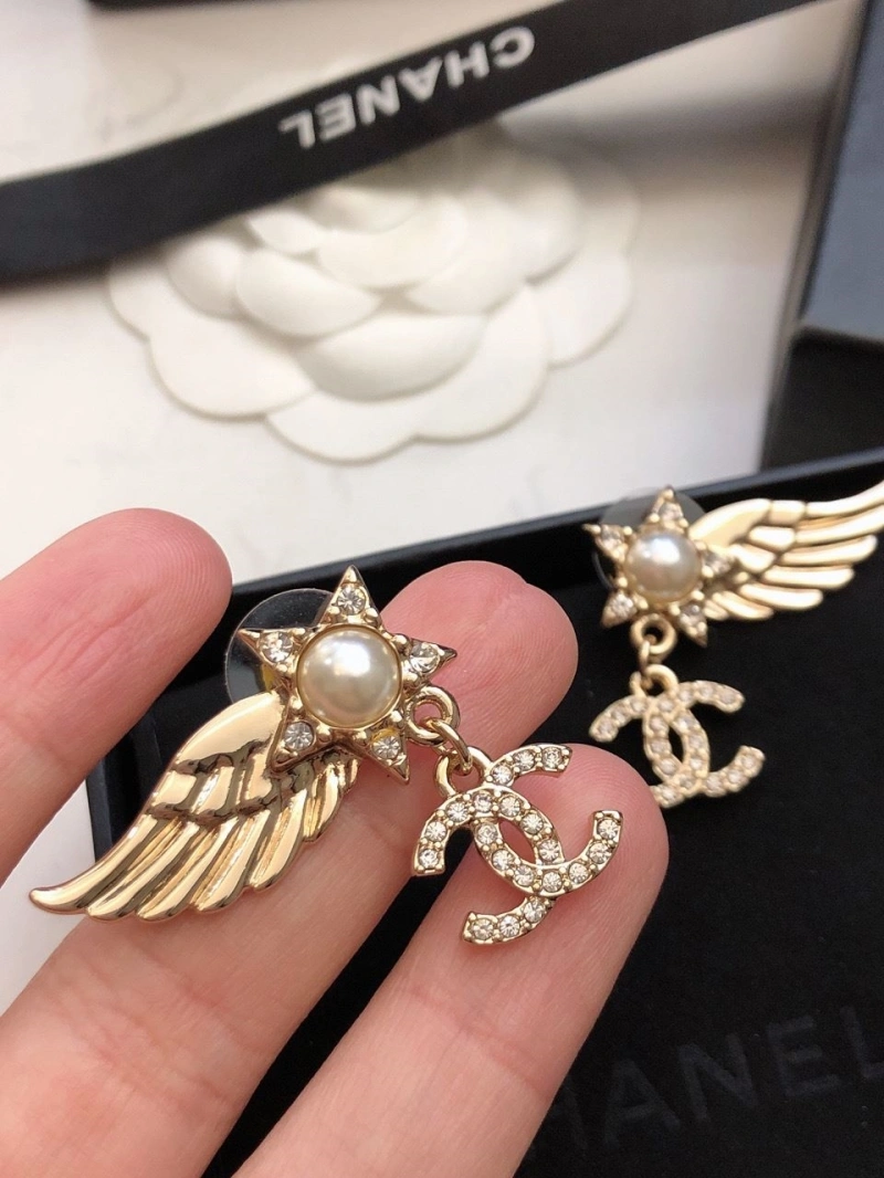 Unique Chxnxl Earrings 290311