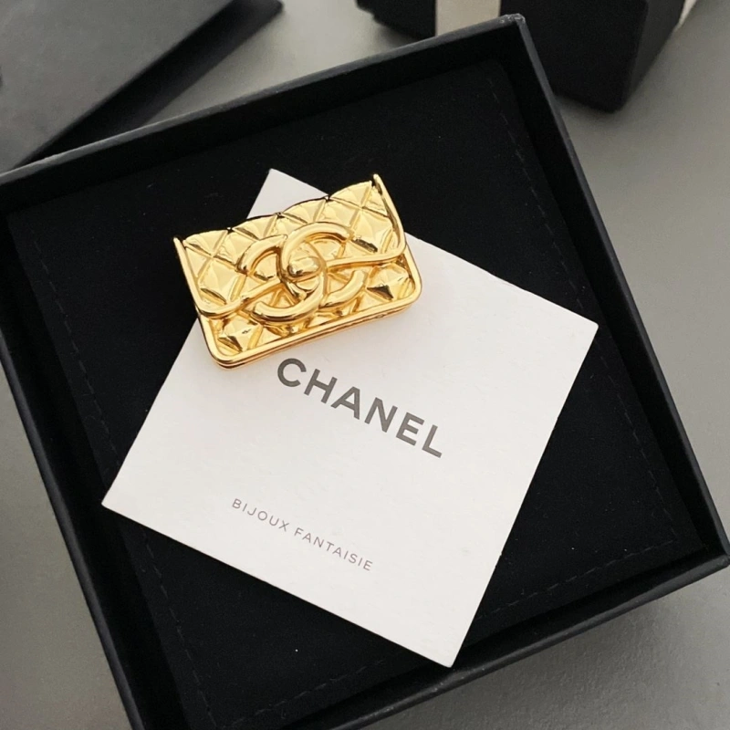 Durable Chxnxl Brooches 290645