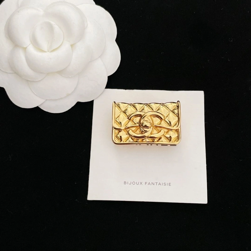 Durable Chxnxl Brooches 290645