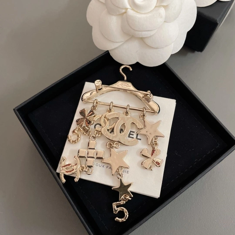 Chxnxl Brooches TopPick 290640