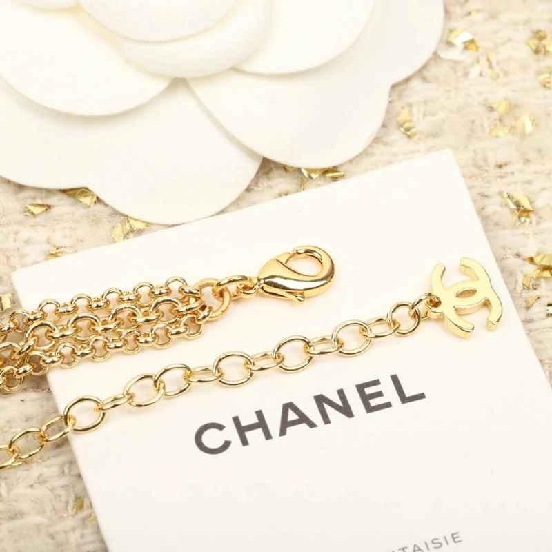 Functional Chxnxl Necklaces 289723