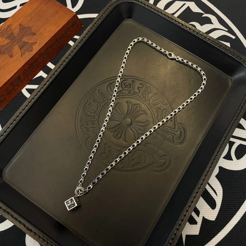 Chrxmx Hxxrts Necklaces Flexible 298780