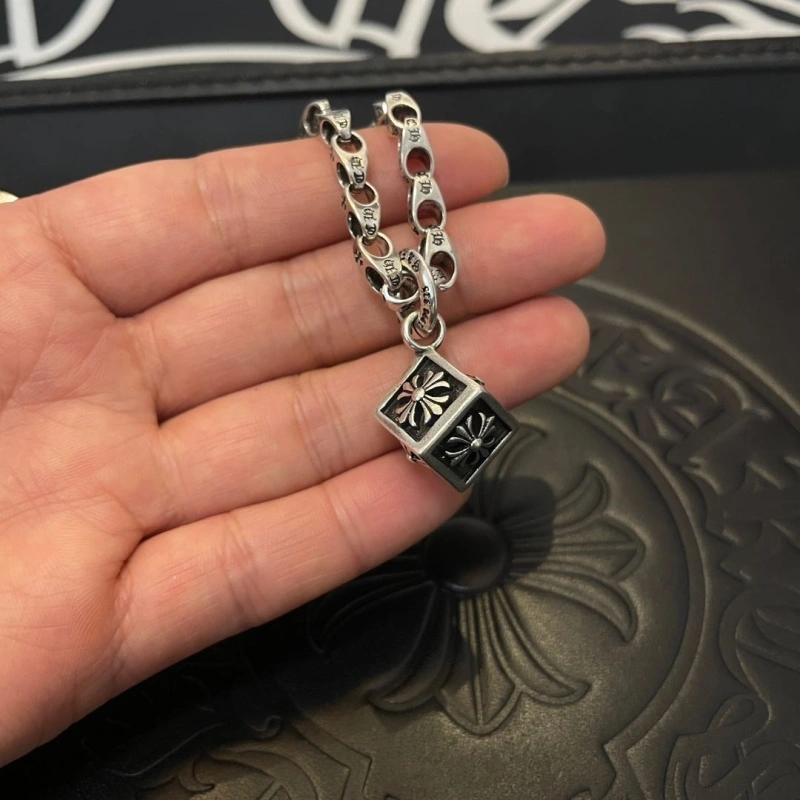 Chrxmx Hxxrts Necklaces Flexible 298780
