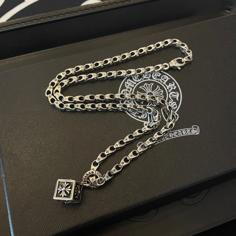 Chrxmx Hxxrts Necklaces Flexible 298780