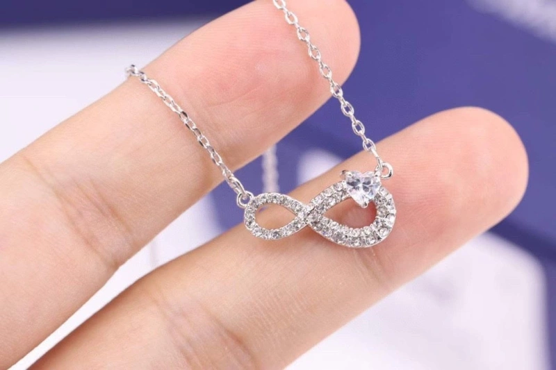 Swxrxvski Necklaces Reliable 315068