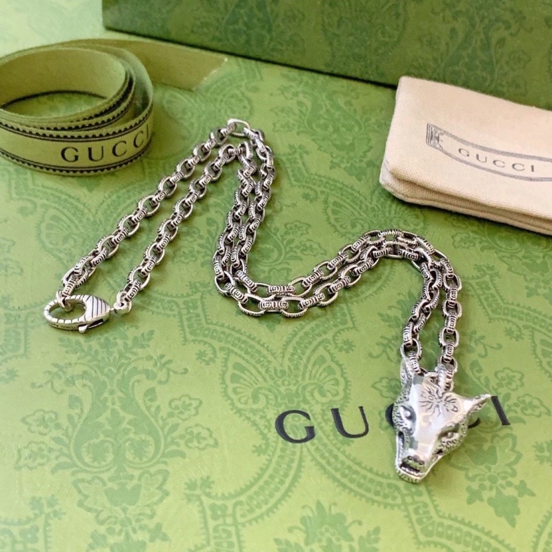 Gxccx Necklaces Affordable 303856