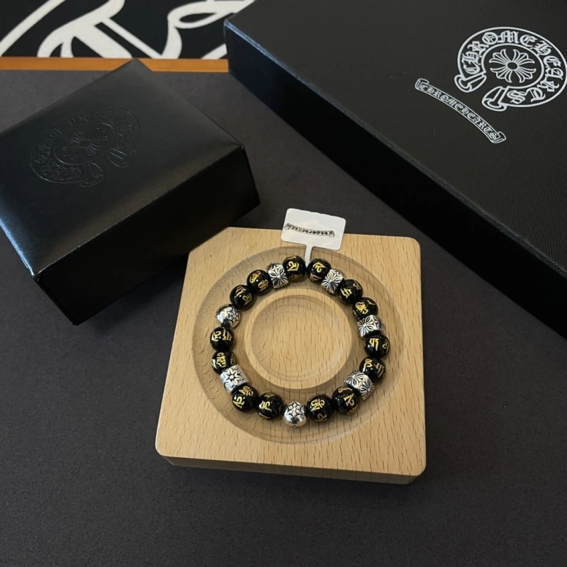 Resilient Chrxmx Hxxrts Necklaces 298787